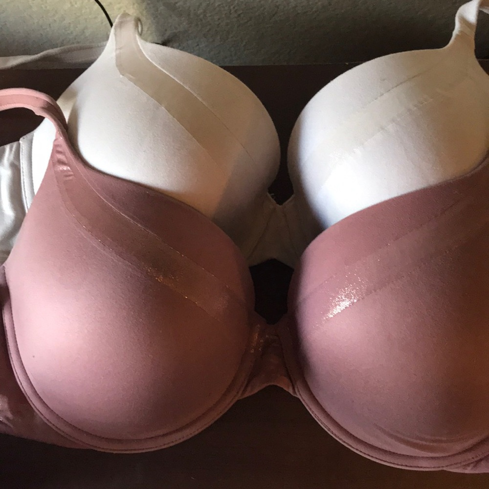 Victoria’s Secret bra